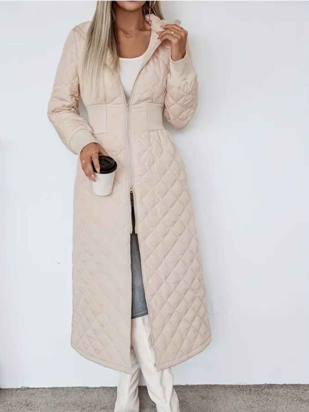Women'long padded coat  long sleeve with pockets, elegant
